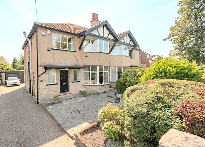 4 Bedroom Semi-Detached House For Sale In Stonegate Road, Leeds, West Yorkshire, LS17