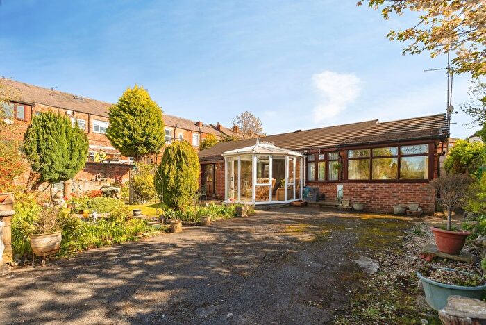 3 Bedroom Detached House For Sale In Stockport Road West, Stockport, Greater Manchester, SK6