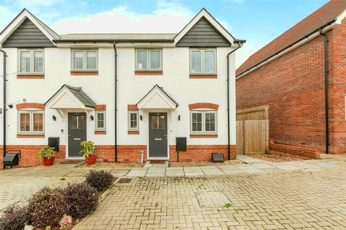 2 Bedroom End Of Terrace House For Sale In St Legers Way, Riseley, Berkshire, RG7