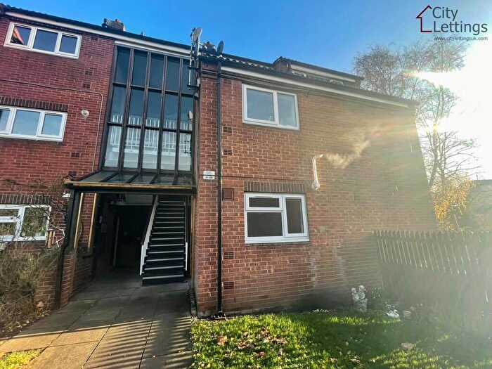3 Bedroom Flat To Rent In North Sherwood Street, NG1