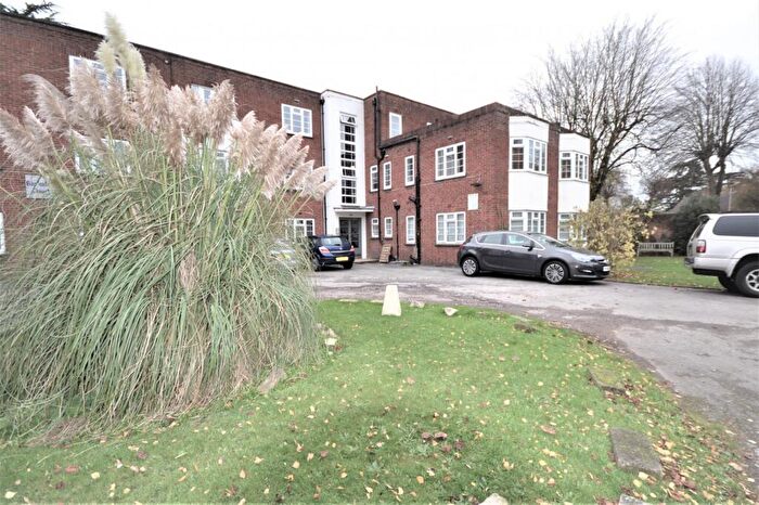 1 Bedroom Apartment To Rent In Berkeley Court, Coley Avenue, Reading, RG1