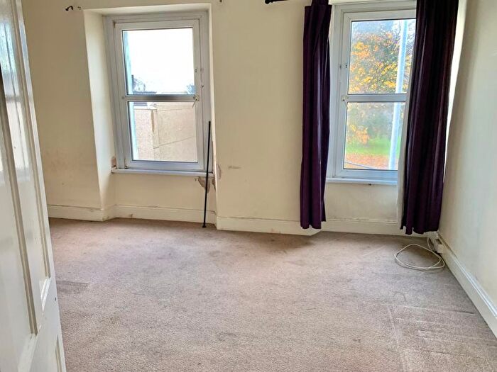 3 Bedroom Terraced House For Sale In London Road, Neath, SA11