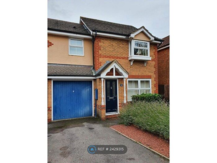 3 Bedroom Semi-Detached House To Rent In Crockford Place, Binfield, Bracknell, RG42
