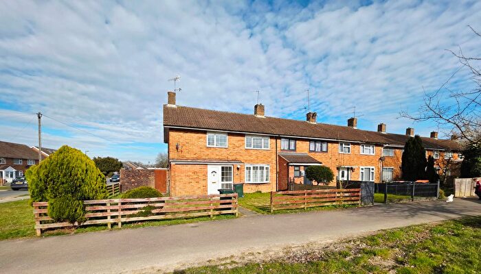 4 Bedroom Terraced House To Rent In Fitchet Close, Crawley, RH11