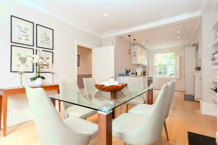 4 Bedroom House To Rent In Bromfield Street, Angel, Islington, London, N1