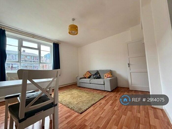 1 Bedroom Flat To Rent In Hathaway House, London, N1