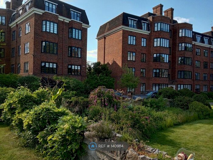 2 Bedroom Flat To Rent In Selwyn House, London, SW15