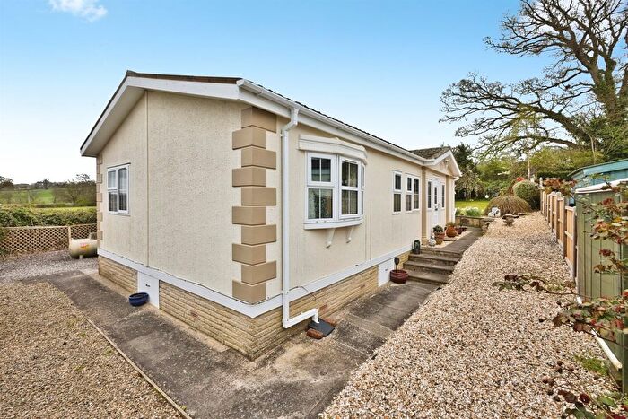 2 Bedroom Park Home For Sale In Yeovil Marsh Park, Yeovil Marsh, Yeovil, BA21