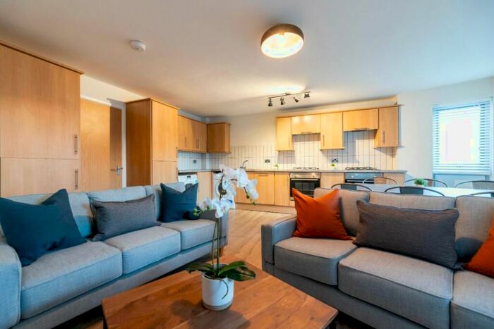 6 Bedroom Flat To Rent In Falconar Street, Newcastle, NE2