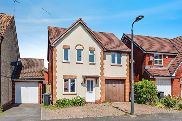4 Bedroom Detached House For Sale In Juniper Way, Bradley Stoke, Bristol, BS32