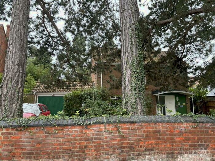 3 Bedroom Detached House To Rent In Highfield Road, Hertford, SG13