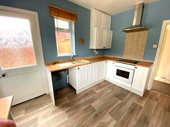 2 Bedroom Bungalow To Rent In Tixall Road, Stafford, ST16