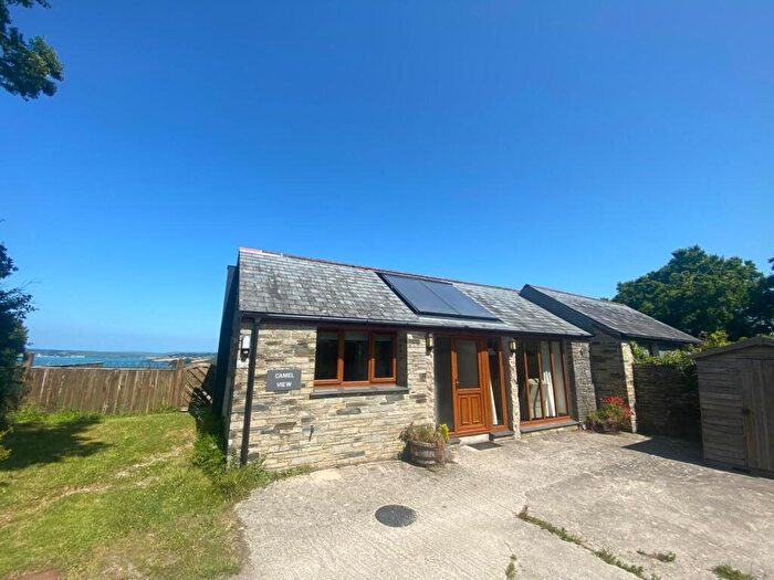 2 Bedroom Bungalow To Rent In Wadebridge, PL27