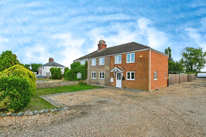 4 Bedroom Detached House For Sale In Thorpe Terrace, Nordelph, Downham Market, PE38