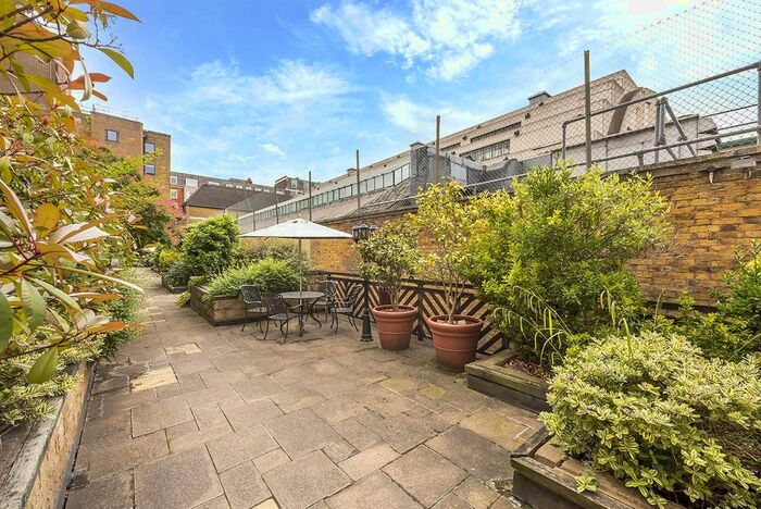 3 Bedroom Flat To Rent In Macready House, W1H