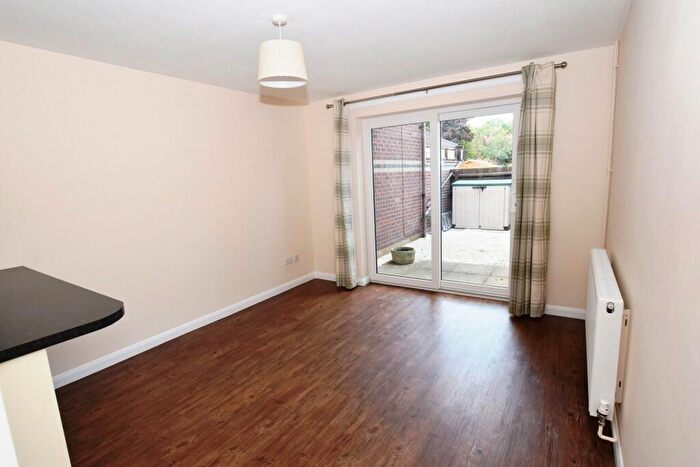 1 Bedroom Terraced House To Rent In Fircroft, Bicester, Oxfordshire, OX26