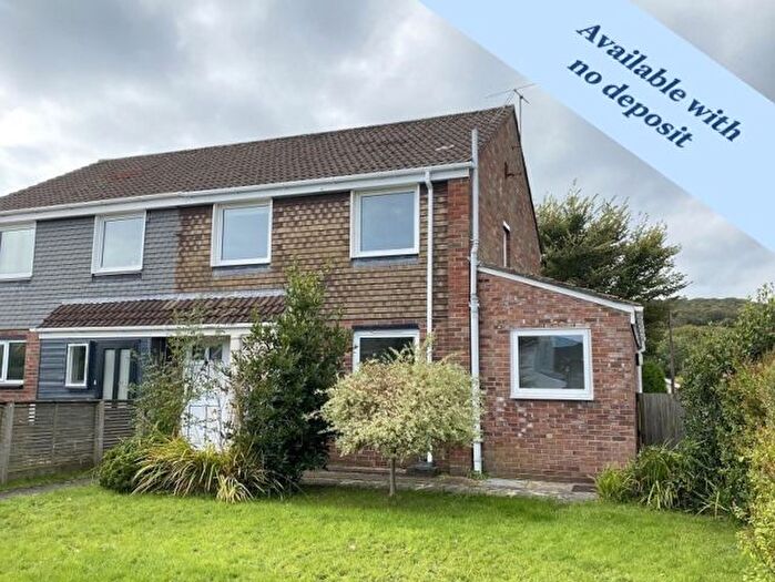 3 Bedroom Semi-Detached House To Rent In Gwerneinon Road, Sketty, Swansea, SA2