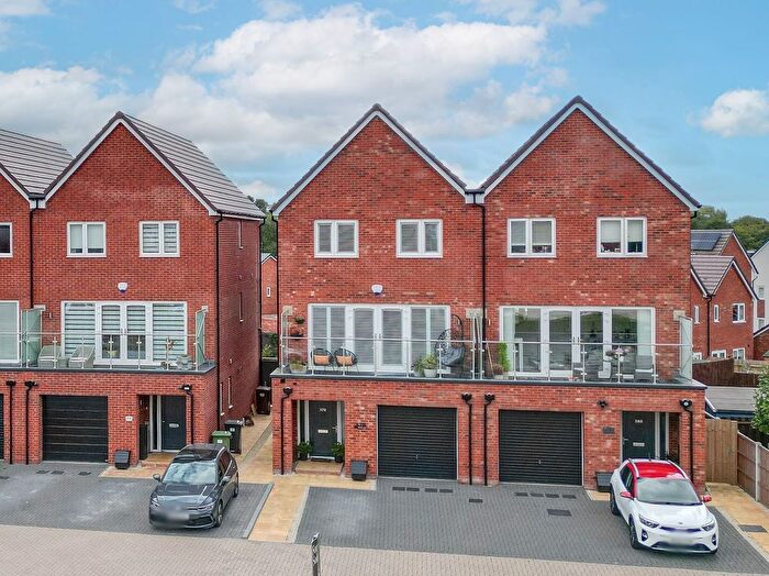 4 Bedroom Semi-Detached House For Sale In Groveley Lane, Cofton Hackett, B45