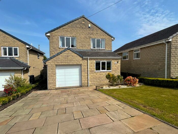 4 Bedroom Detached House For Sale In Wells Mount, Upper Cumberworth, Huddersfield, HD8
