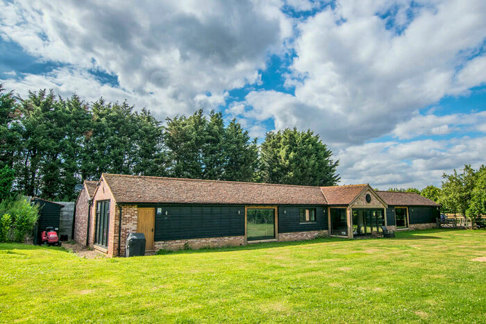4 Bedroom Barn Conversion To Rent In Rush Green, Hertford, SG13