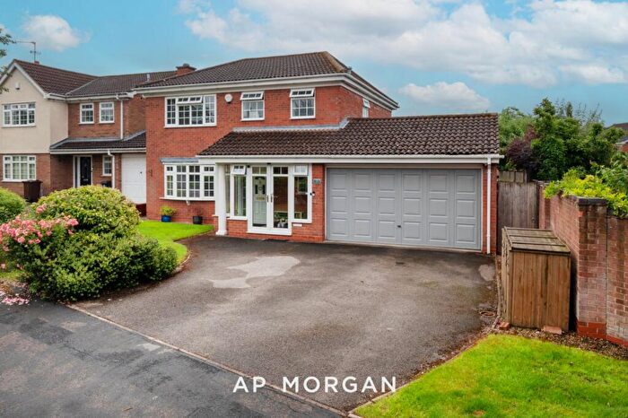 4 Bedroom Detached House For Sale In Stanbrook Road, Shirley, Solihull, West Midlands, B90