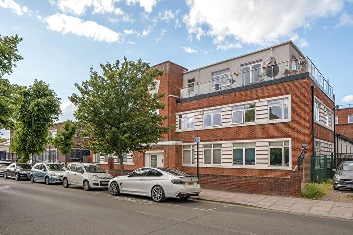 Studio For Sale In Research House, Greenford, UB6