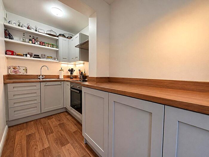 1 Bedroom Flat To Rent In Claremont Place, Canterbury, CT1