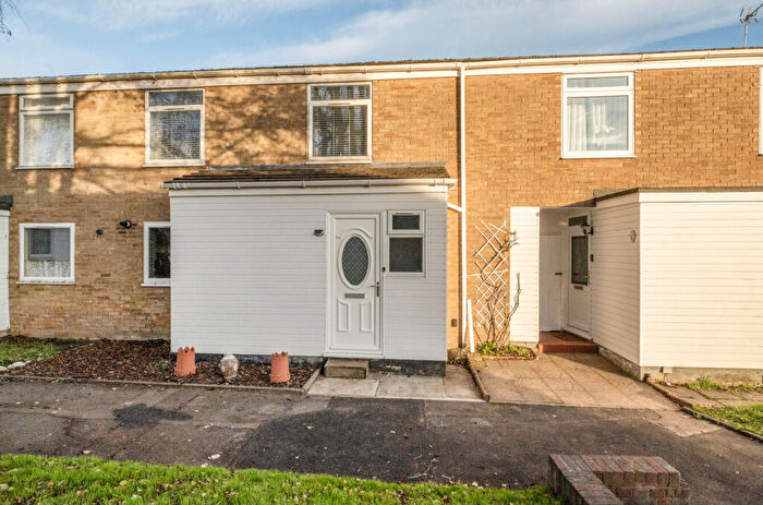 3 Bedroom Terraced House For Sale In Underwood, Bracknell, Berkshire, RG12
