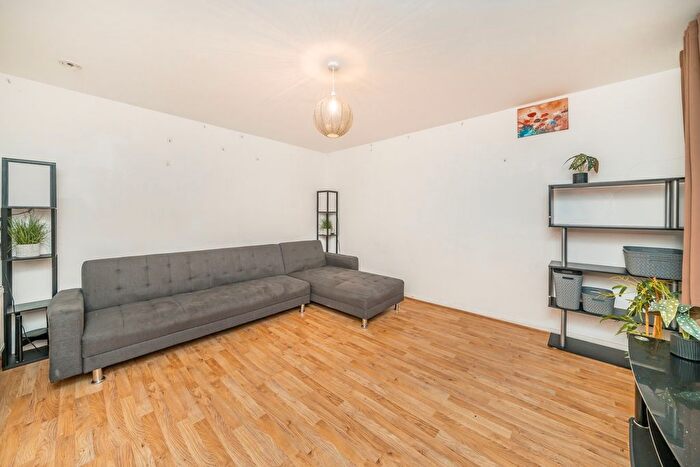 3 Bedroom Terraced House To Rent In Waddington Street, London, E15