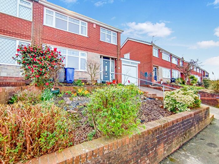3 Bedroom Semi Detached House For Sale In Chatterley Drive, Kidsgrove, Stoke-On-Trent, ST7