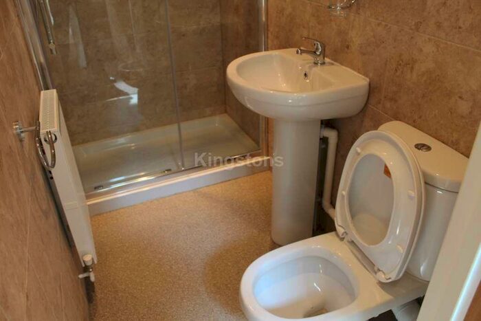 5 Bedroom Terraced House To Rent In Fitzroy Street, Cathays, CF24