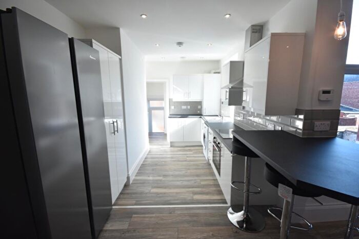 4 Bedroom Maisonette To Rent In Forsyth Road, Jesmond, NE2