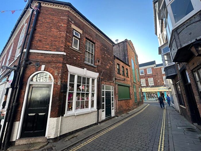 2 Bedroom Maisonette To Rent In Mercer Row, Louth, LN11