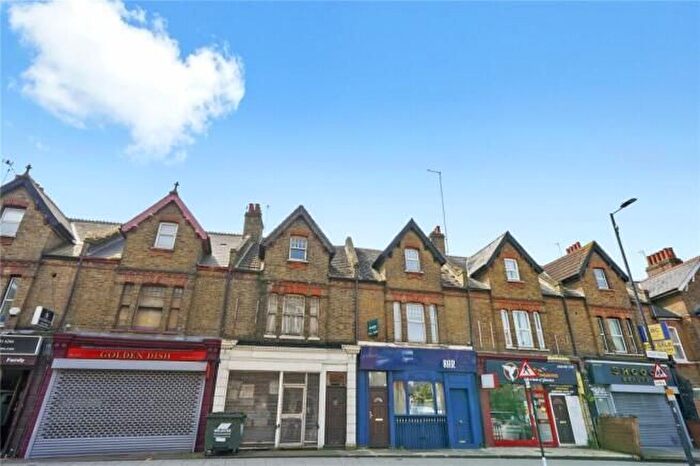 Studio To Rent In High Road, London, NW10