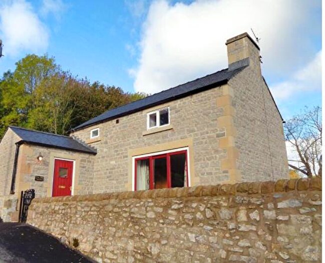 2 Bedroom House To Rent In High Street, Stoney Middleton, Hope Valley, S32