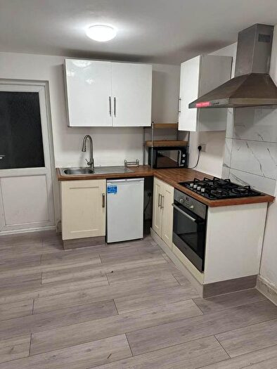 1 Bedroom Flat To Rent In Dudley Avenue, Kenton, Harrow, HA3