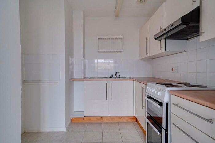 1 Bedroom Flat To Rent In Grammar School Walk, Parkside, PE29