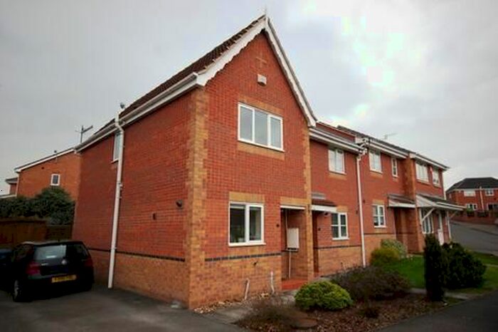 2 Bedroom End Of Terrace House To Rent In Syon Park Close, West Bridgford, NG2