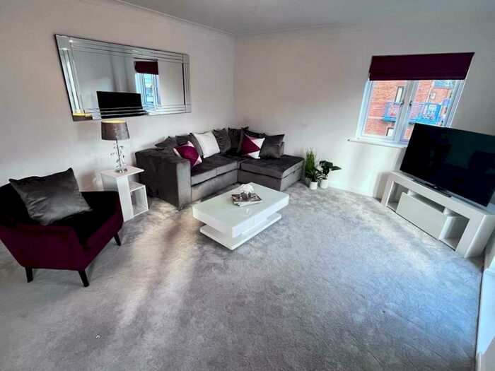 2 Bedroom Apartment To Rent In Langton's Wharf, LS2