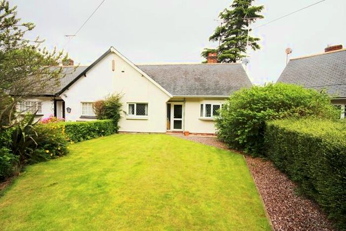 2 Bedroom Semi-Detached Bungalow To Rent In Lawson Road, Colwyn Bay, LL29