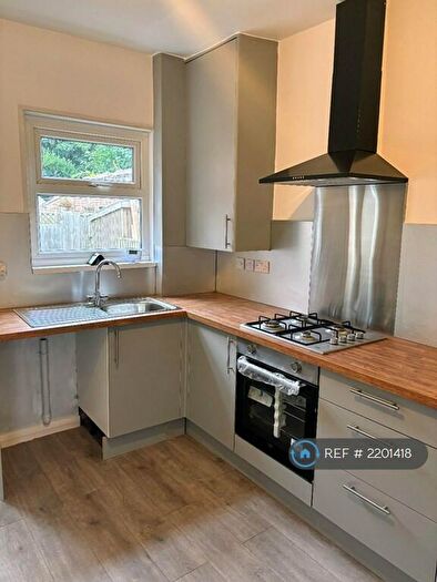 3 Bedroom Terraced House To Rent In Sheffield Road, Hoyland, Barnsley, S74