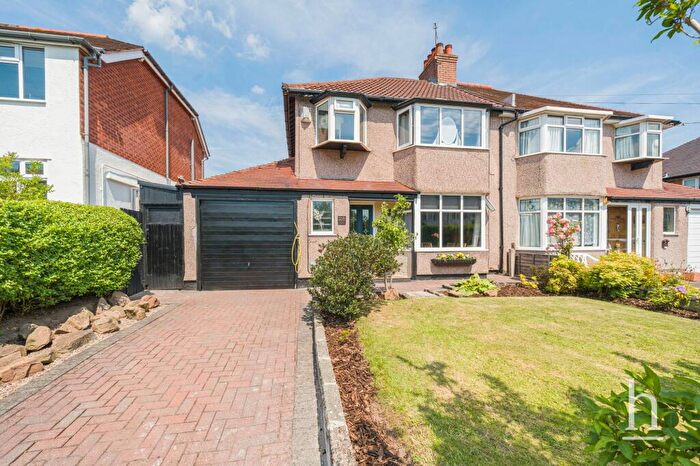 3 Bedroom Semi Detached House For Sale In Berwyn Drive, Wirral, CH61