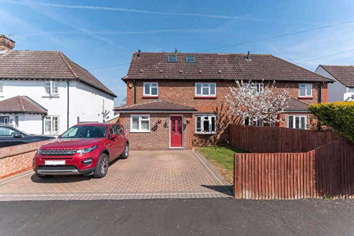 3 Bedroom Semi-detached House For Sale In Barker Road, Chertsey, KT16