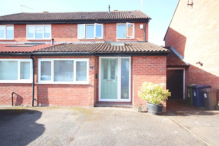 3 Bedroom Semi Detached House To Rent In Missleton Court, Cambridge, CB1