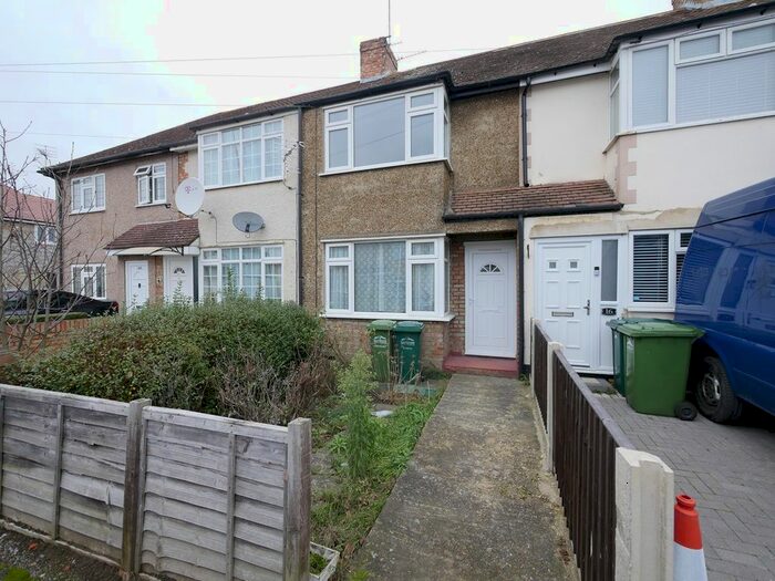 2 Bedroom Terraced House To Rent In Ravensbourne Avenue, Stanwell TW19