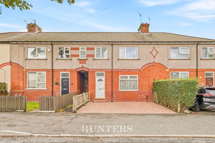 3 Bedroom Terraced House For Sale In Dale Road, Middleton, Manchester, M24