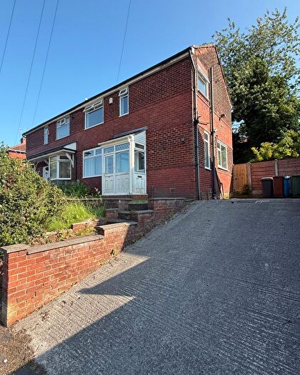 3 Bedroom Semi-Detached House To Rent In Valley New Road, Royton, OL2