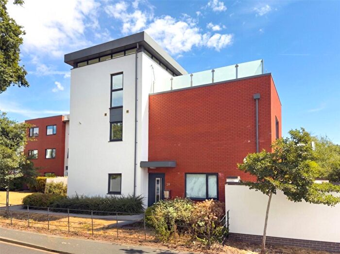 2 Bedroom Apartment To Rent In Topsham, Exeter, Devon, EX3