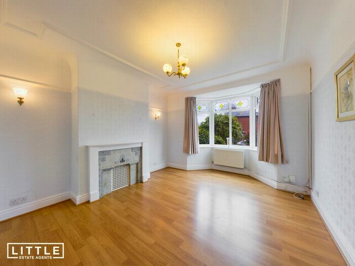 3 Bedroom SemiDetached House For Sale In Knowsley Road, St. Helens, WA10