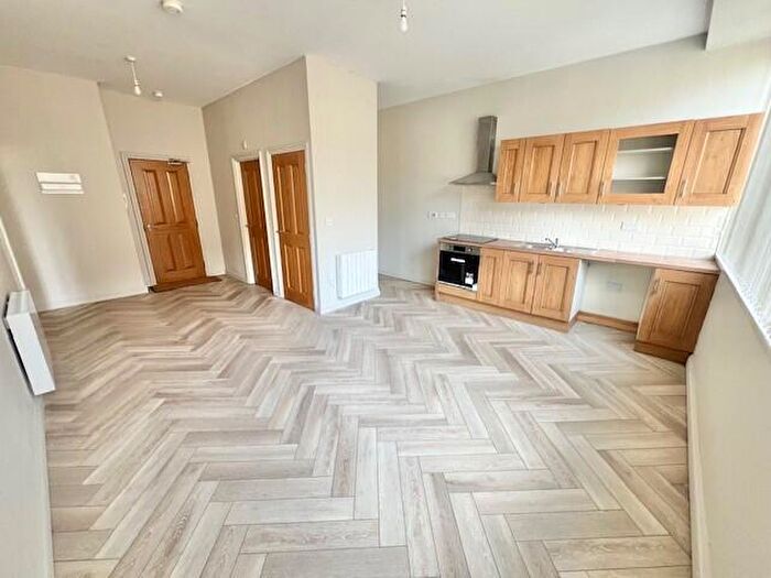 1 Bedroom Apartment To Rent In Southgate House, Halifax, HX1